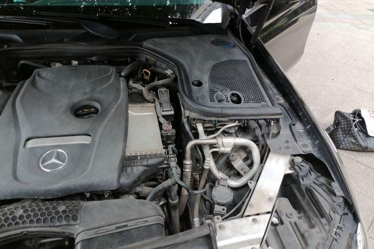Used Mercedes-Benz E-Class 2017 E 300 L Sport Luxury Edition Engine Bay Left
