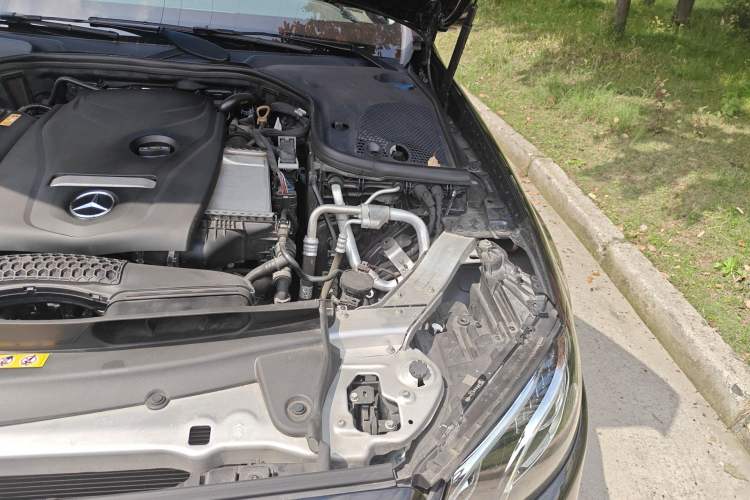 Used Mercedes-Benz E-Class 2017 E 300 L Sporty and Stylish Model Engine Bay Left