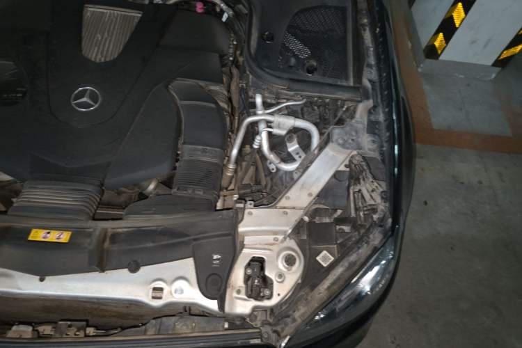 Used Mercedes-Benz E-Class 2017 E 320 L Sport 4MATIC Engine Bay Left