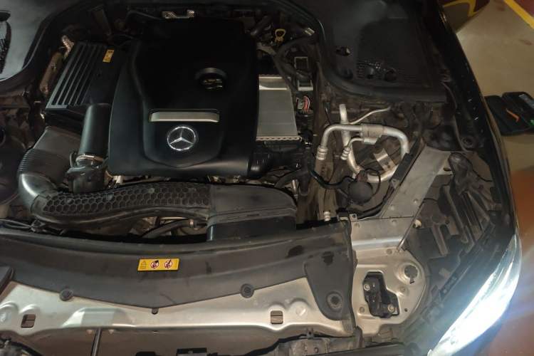 Used Mercedes-Benz E-Class 2017 Restyled E 300 Sport Edition Engine Bay Left