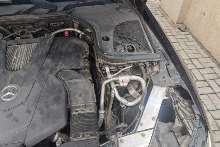 Used Mercedes-Benz E-Class 2017 E 320 L 4MATIC Engine Bay Left