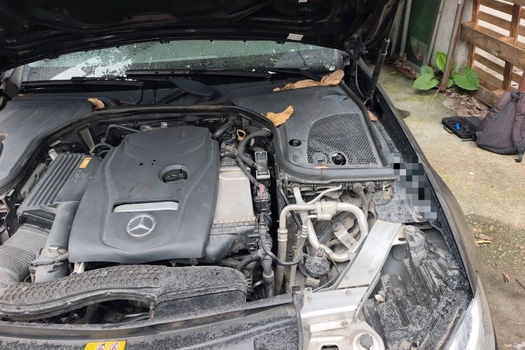 Used Mercedes-Benz E-Class 2017 E 300 L Luxury Model Engine Bay Left