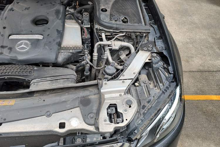 Used Mercedes-Benz E-Class 2017 E 300 L Sporty and Stylish Model Engine Bay Left
