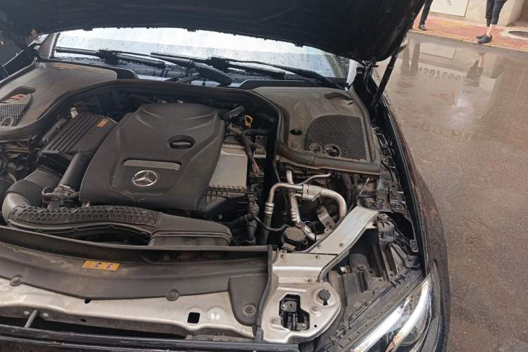 Used Mercedes-Benz E-Class 2017 E 200 L Sport 4MATIC Engine Bay Left
