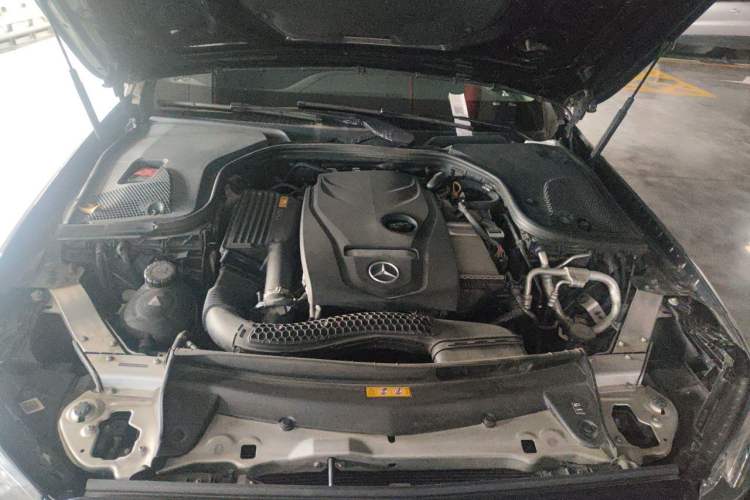 Used Mercedes-Benz E-Class 2017 E 300 L Sport Luxury Edition Engine Bay