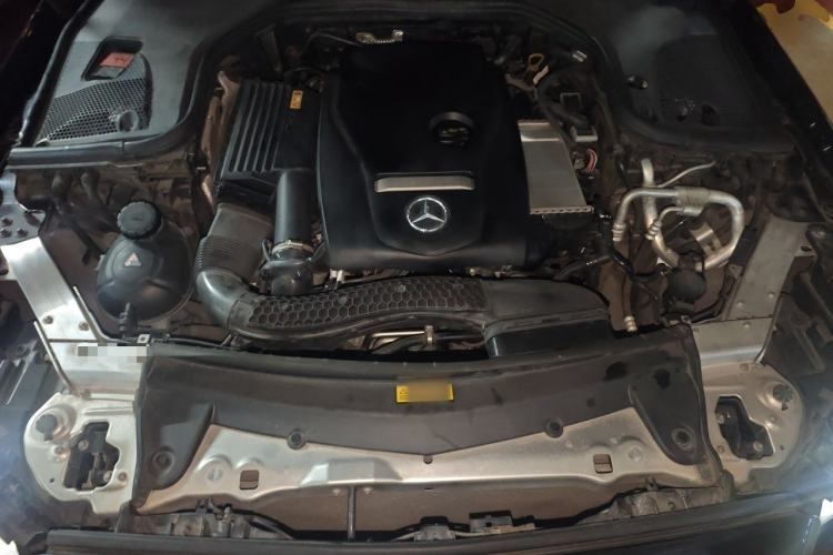 Used Mercedes-Benz E-Class 2017 Restyled E 300 Sport Edition Engine Bay
