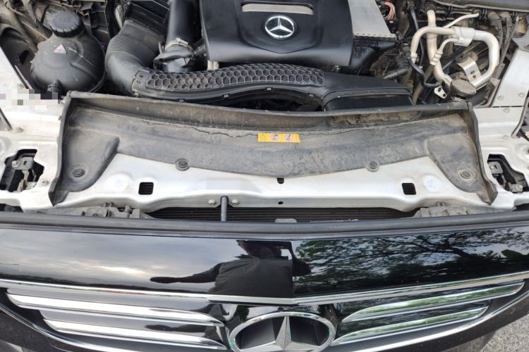 Used Mercedes-Benz E-Class 2017 E 300 Sport Edition Engine Bay