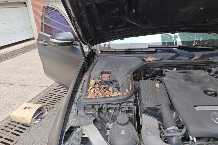 Used Mercedes-Benz E-Class 2017 E 300 L Sport Luxury Edition Engine Bay Right