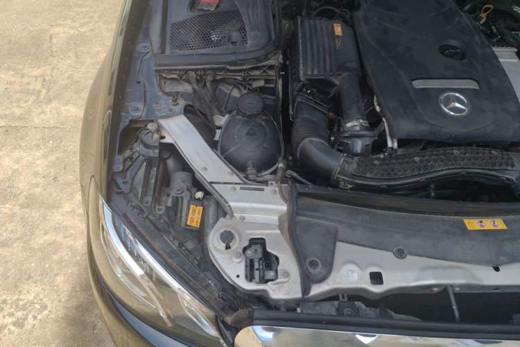 Used Mercedes-Benz E-Class 2017 E 300 L Luxury Model Engine Bay Right