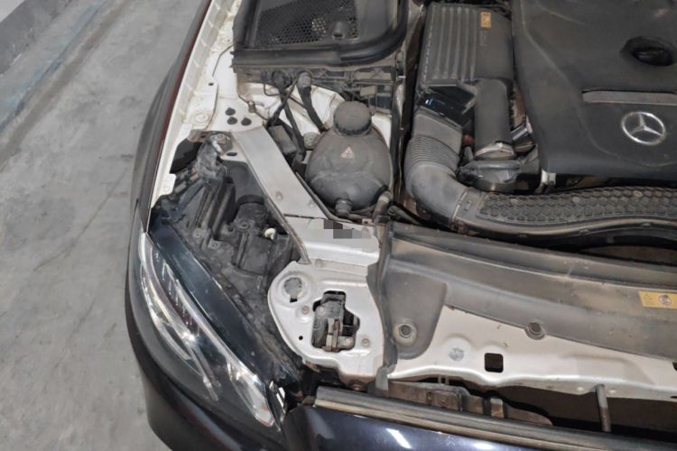 Used Mercedes-Benz E-Class 2017 E 200 L Sport 4MATIC Engine Bay Right