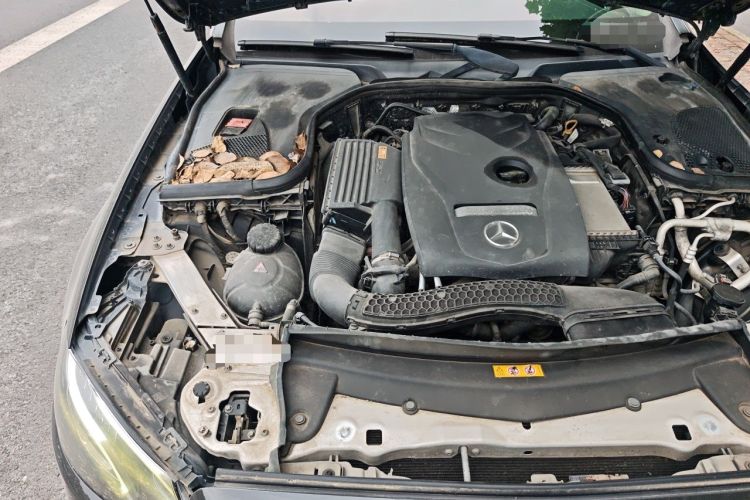 Used Mercedes-Benz E-Class 2017 E 300 L Sport Luxury Edition Engine Bay Right