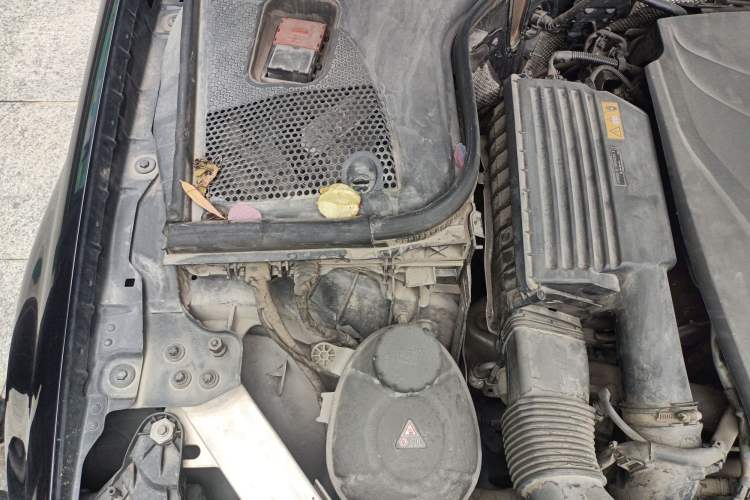 Used Mercedes-Benz E-Class 2017 E 300 L Luxury Model Engine Bay Right
