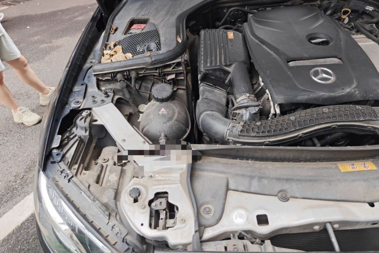 Used Mercedes-Benz E-Class 2017 E 300 Sport Edition Engine Bay Right