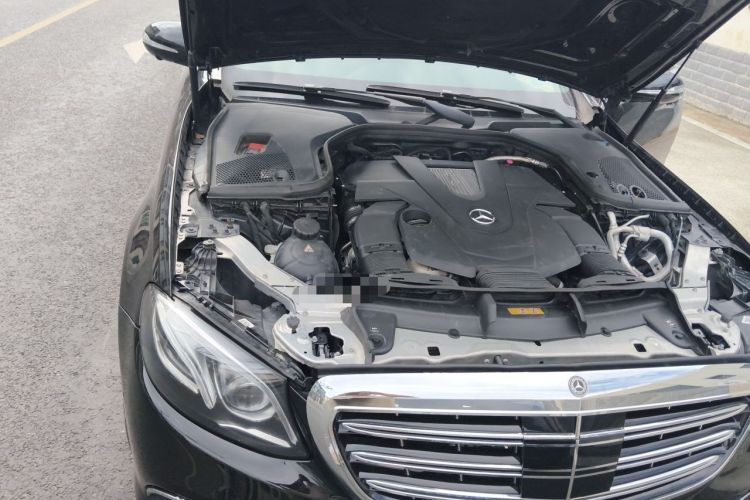Used Mercedes-Benz E-Class 2017 E 320 L Sport 4MATIC Engine Bay Right