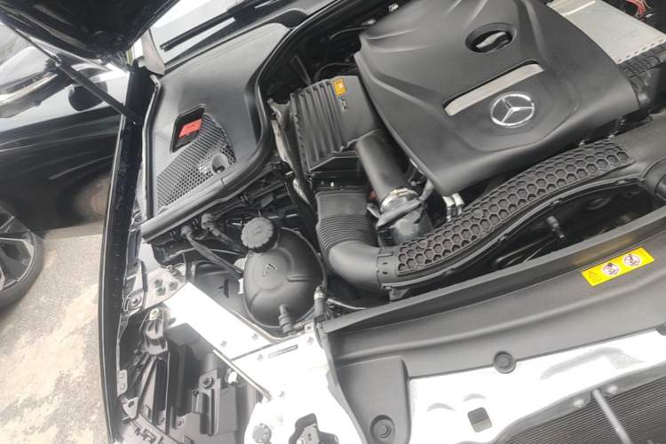 Used Mercedes-Benz E-Class 2017 E 300 L Sport Luxury Edition Engine Bay Right