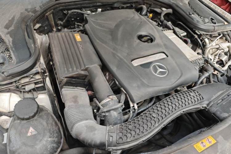 Used Mercedes-Benz E-Class 2017 E 300 Sport Edition Engine Bay Right