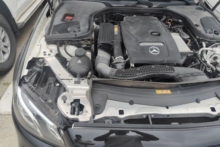 Used Mercedes-Benz E-Class 2017 E 300 L Sport Luxury Edition Engine Bay Right