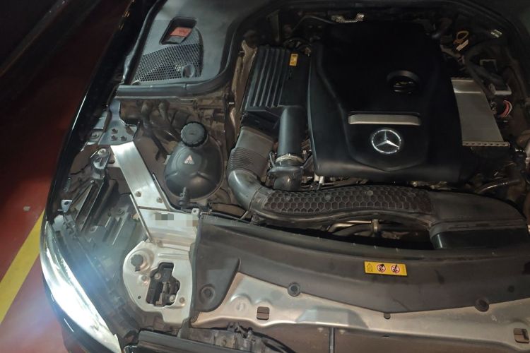 Used Mercedes-Benz E-Class 2017 Restyled E 300 Sport Edition Engine Bay Right