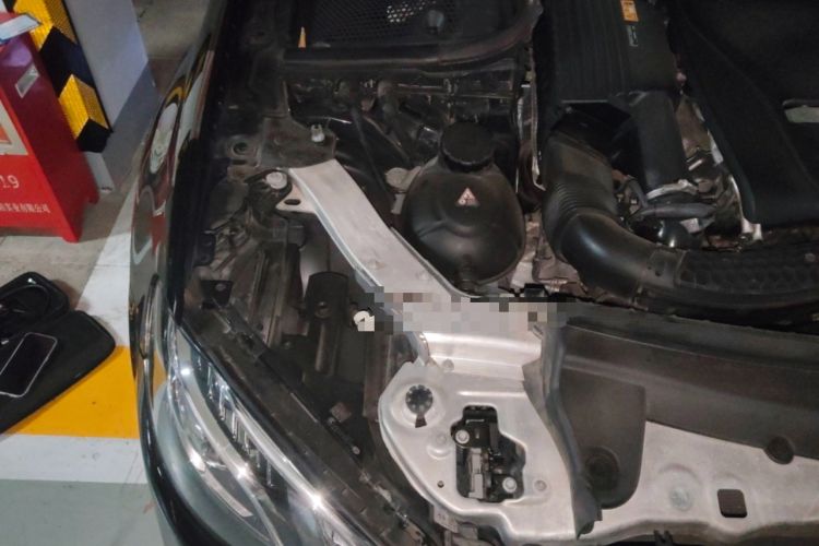Used Mercedes-Benz E-Class 2017 E 200 L Sport 4MATIC Engine Bay Right