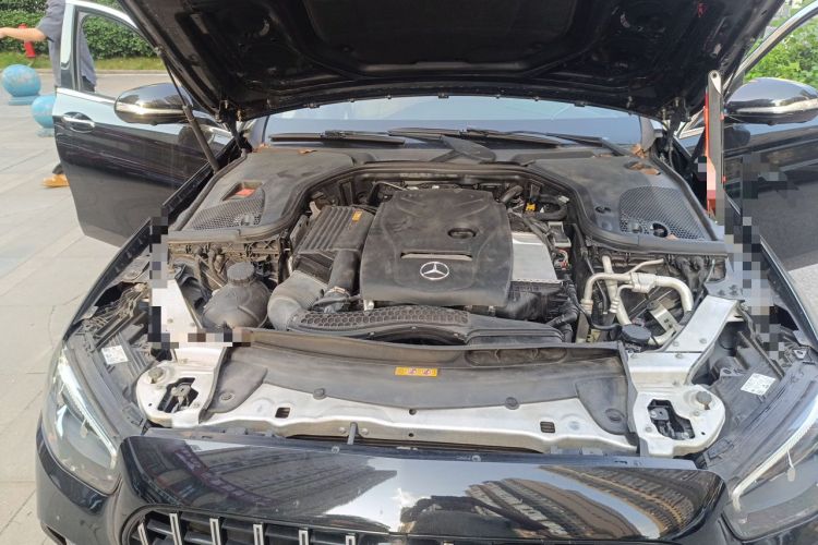 Used Mercedes-Benz E-Class 2017 E 300 Sport Edition Engine Bay Right