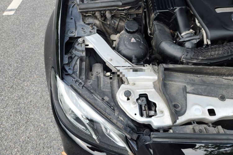 Used Mercedes-Benz E-Class 2017 E 300 Sport Edition Engine Bay Right