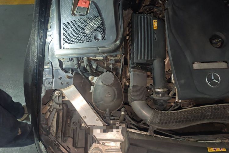 Used Mercedes-Benz E-Class 2017 E 300 L Luxury Model Engine Bay Right