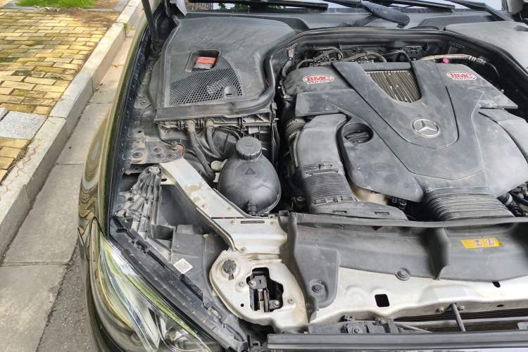 Used Mercedes-Benz E-Class 2017 E 320 L Sport 4MATIC Engine Bay Right