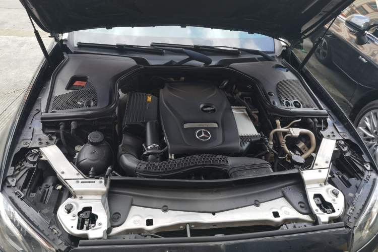 Used Mercedes-Benz E-Class 2017 E 300 L Sport Luxury Edition Engine Bay