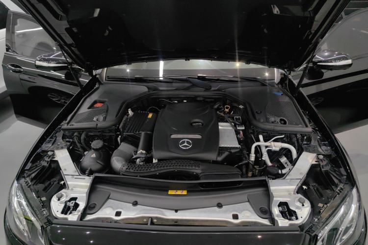Used Mercedes-Benz E-Class 2017 Restyled E 300 Sport Edition Engine Bay