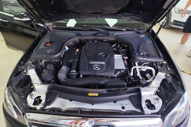 Used Mercedes-Benz E-Class 2017 E 300 L Sport Luxury Edition Engine Bay