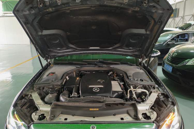 Used Mercedes-Benz E-Class 2017 E 300 L Luxury Model Engine Bay