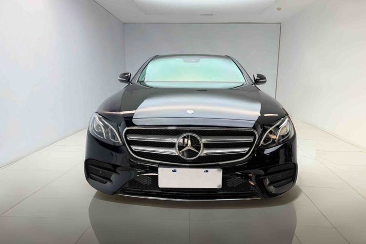 Used Mercedes-Benz E-Class 2017 E 300 L Sporty and Stylish Model Exterior 1
