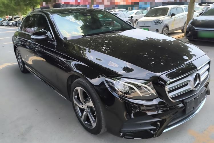 Used Mercedes-Benz E-Class 2017 E 200 L Sport 4MATIC Exterior 1