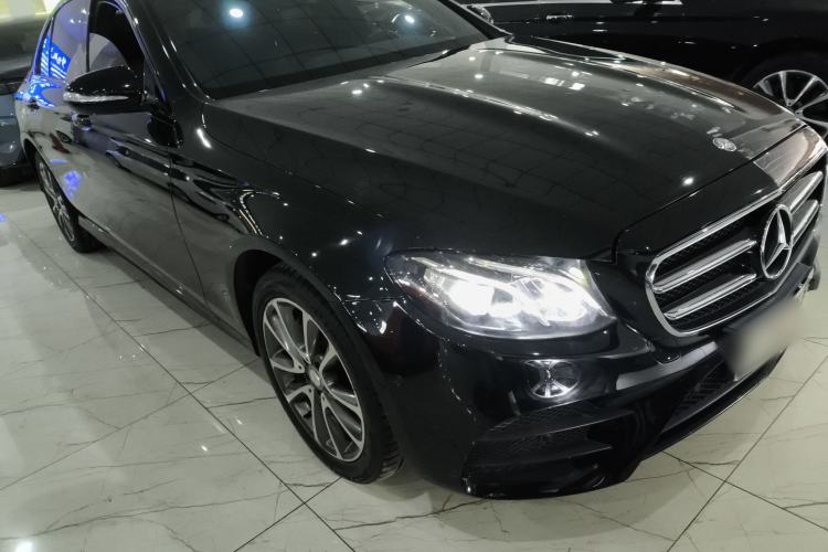 Used Mercedes-Benz E-Class 2017 E 200 Sport 4MATIC Exterior 1