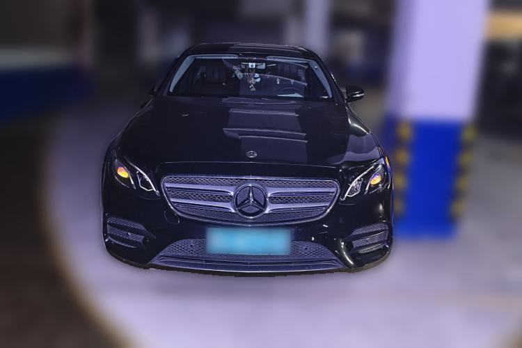 Used Mercedes-Benz E-Class 2017 E 300 L Sporty and Stylish Model Exterior 1