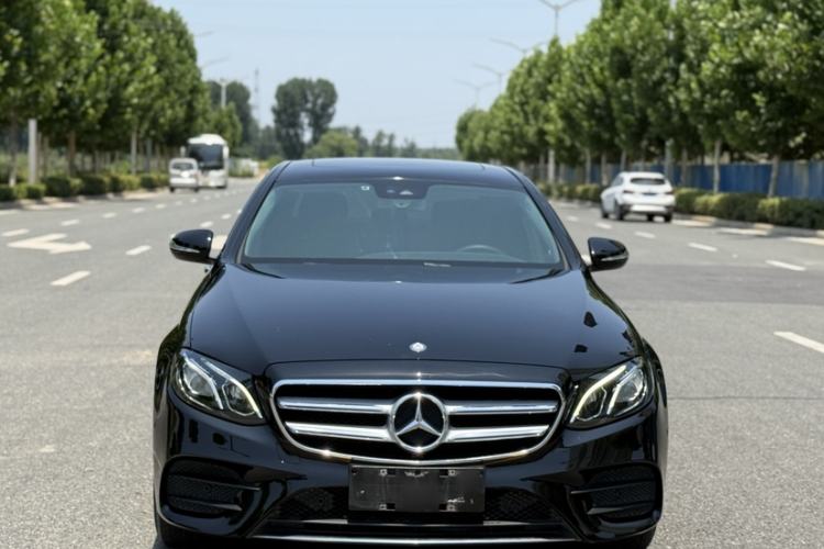 Used Mercedes-Benz E-Class 2017 E 200 L Sport 4MATIC Exterior 10