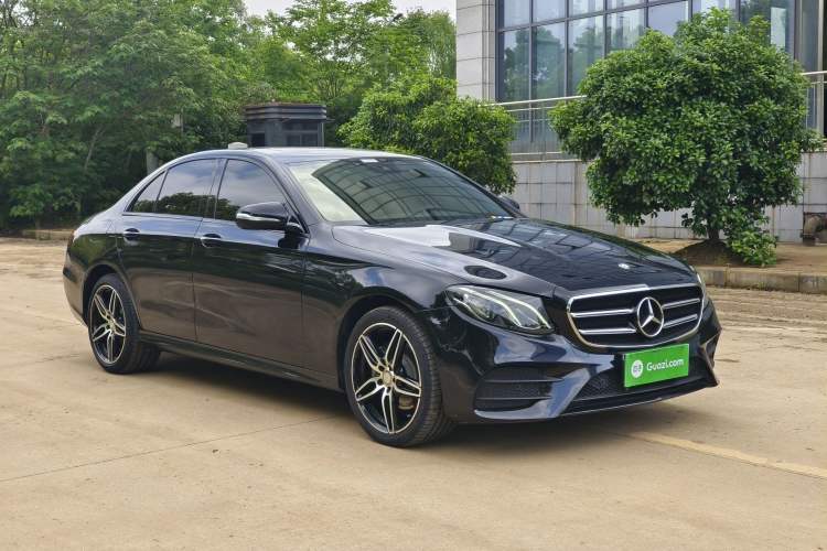 Used Mercedes-Benz E-Class 2017 Facelift E 200 Sport 4MATIC Exterior 2