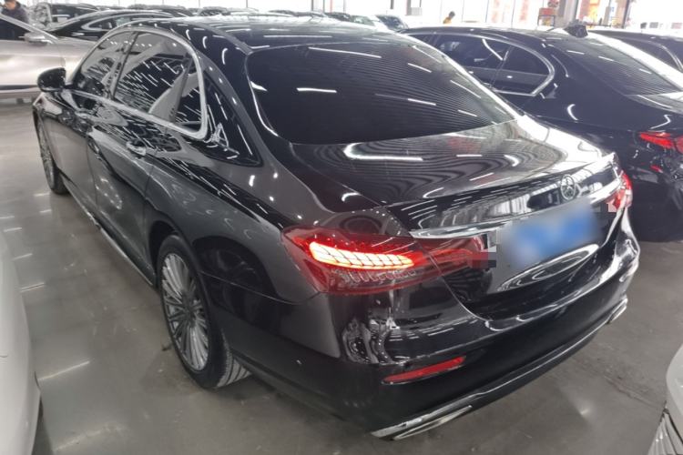 Used Mercedes-Benz E-Class 2017 E 300 L Sport Luxury Edition Exterior 2
