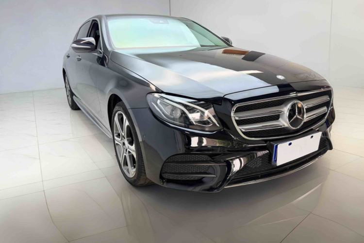Used Mercedes-Benz E-Class 2017 E 300 L Sporty and Stylish Model Exterior 2