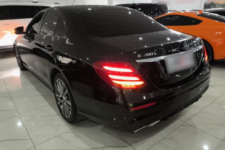 Used Mercedes-Benz E-Class 2017 E 200 Sport 4MATIC Exterior 2