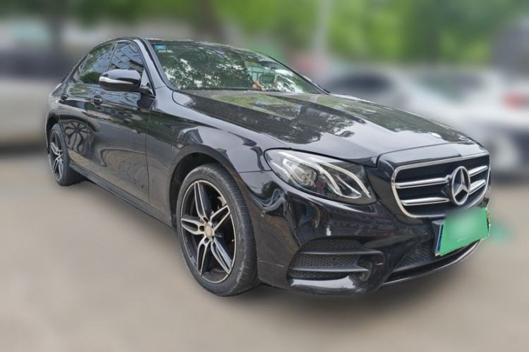 Used Mercedes-Benz E-Class 2017 E 200 Sport 4MATIC Exterior 2