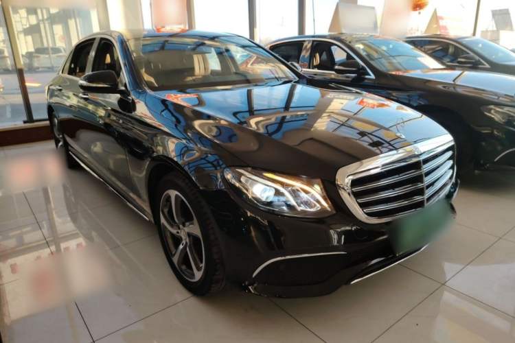 Used Mercedes-Benz E-Class 2017 E 200 L 4MATIC Exterior 2