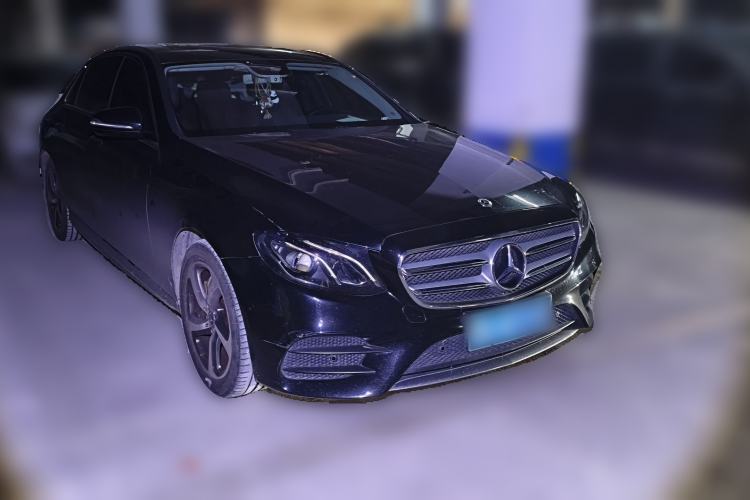 Used Mercedes-Benz E-Class 2017 E 300 L Sporty and Stylish Model Exterior 2