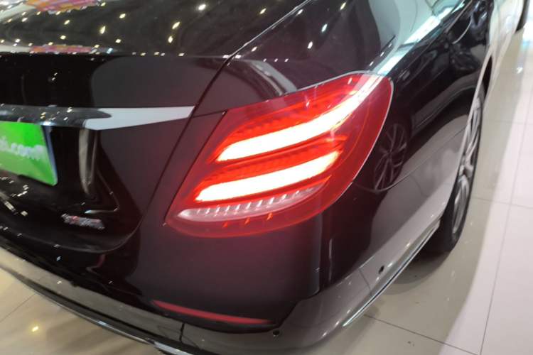 Used Mercedes-Benz E-Class 2017 E 300 L Luxury Model Exterior 3
