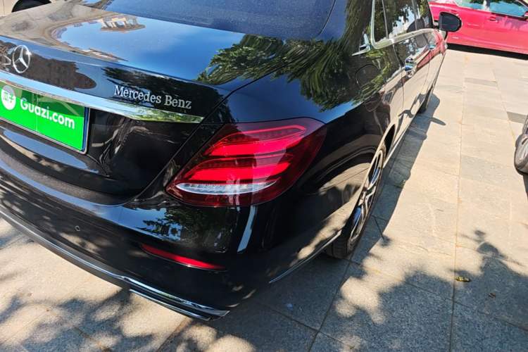 Used Mercedes-Benz E-Class 2017 E 300 L Luxury Model Exterior 3