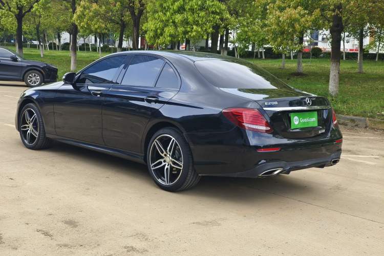Used Mercedes-Benz E-Class 2017 Facelift E 200 Sport 4MATIC Exterior 4