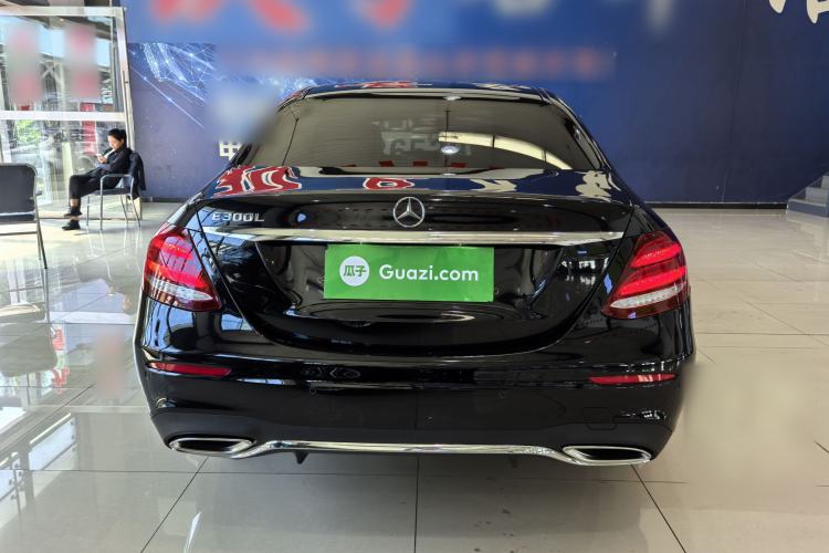 Used Mercedes-Benz E-Class 2017 E 300 L Sport Luxury Edition Exterior 4