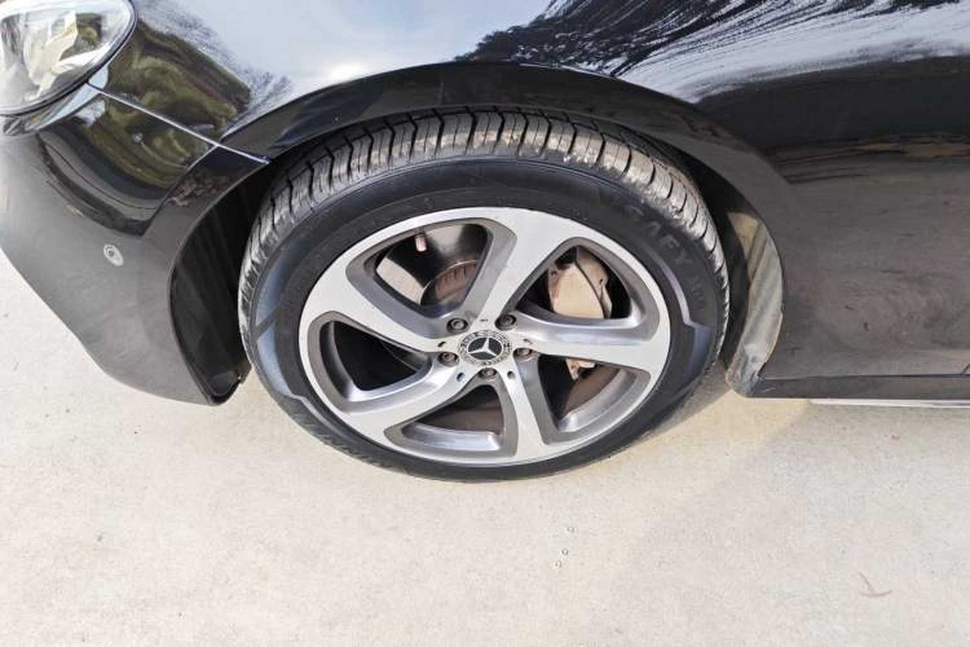 Used Mercedes-Benz E-Class 2017 E 300 L Sport Luxury Edition Exterior 4