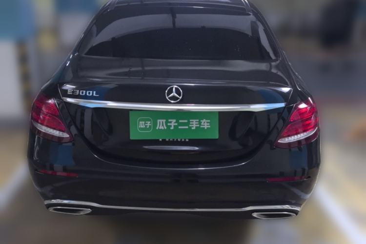 Used Mercedes-Benz E-Class 2017 E 300 L Luxury Model Exterior 4