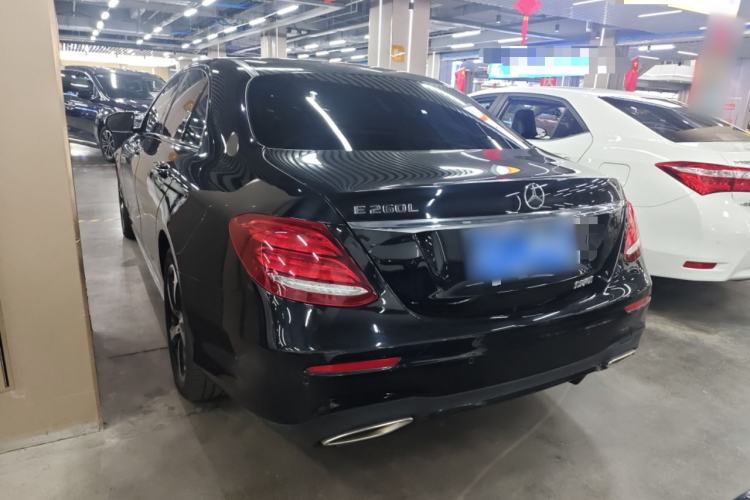 Used Mercedes-Benz E-Class 2017 E 200 Sport Exterior 4